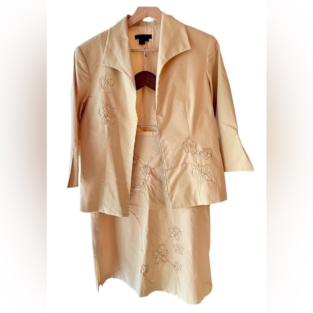 Vintage‎ Simon Chang Jacket & Skirt Set with Embroidered Flowers and Sequins